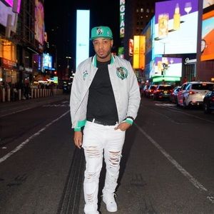 Meet your Posher, Marc-coye